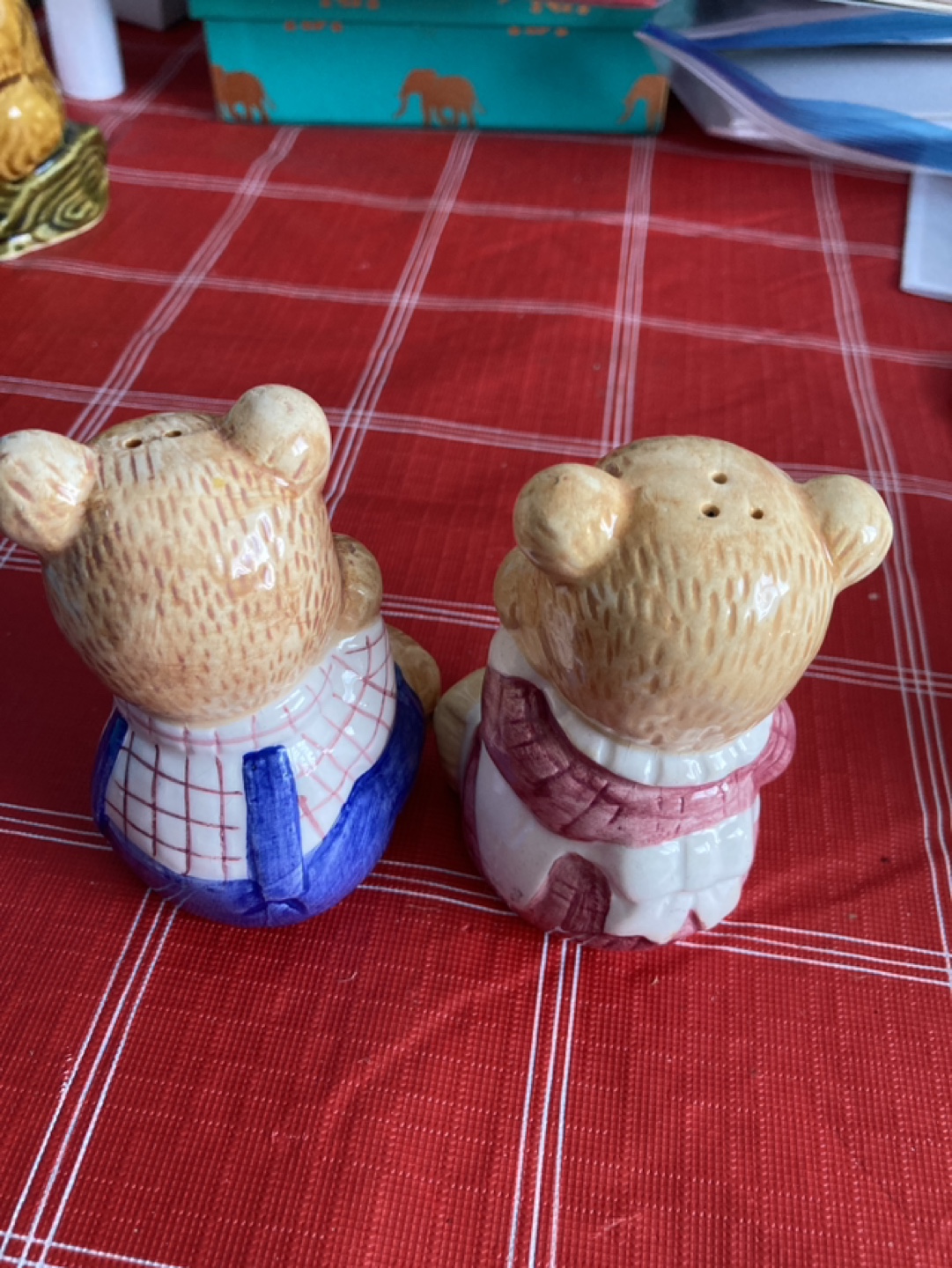 Vintage stamped Salt and Pepper shakers - photo 2