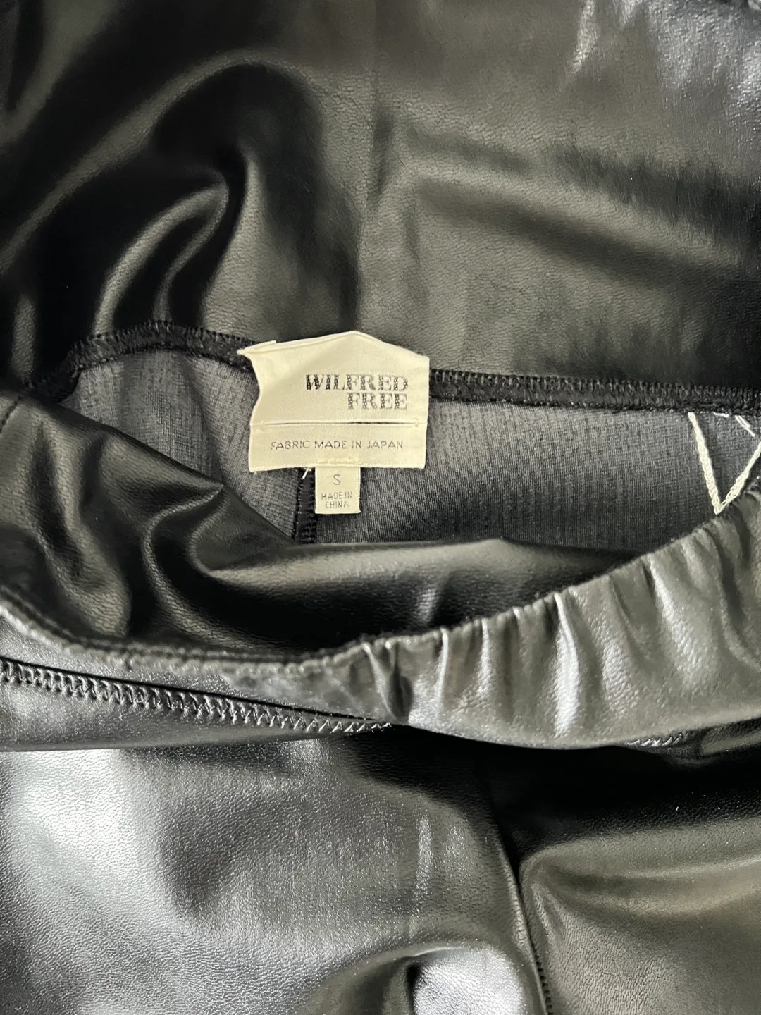 Wilfred Free Pleather Leggings - Size Small image indicator(5)