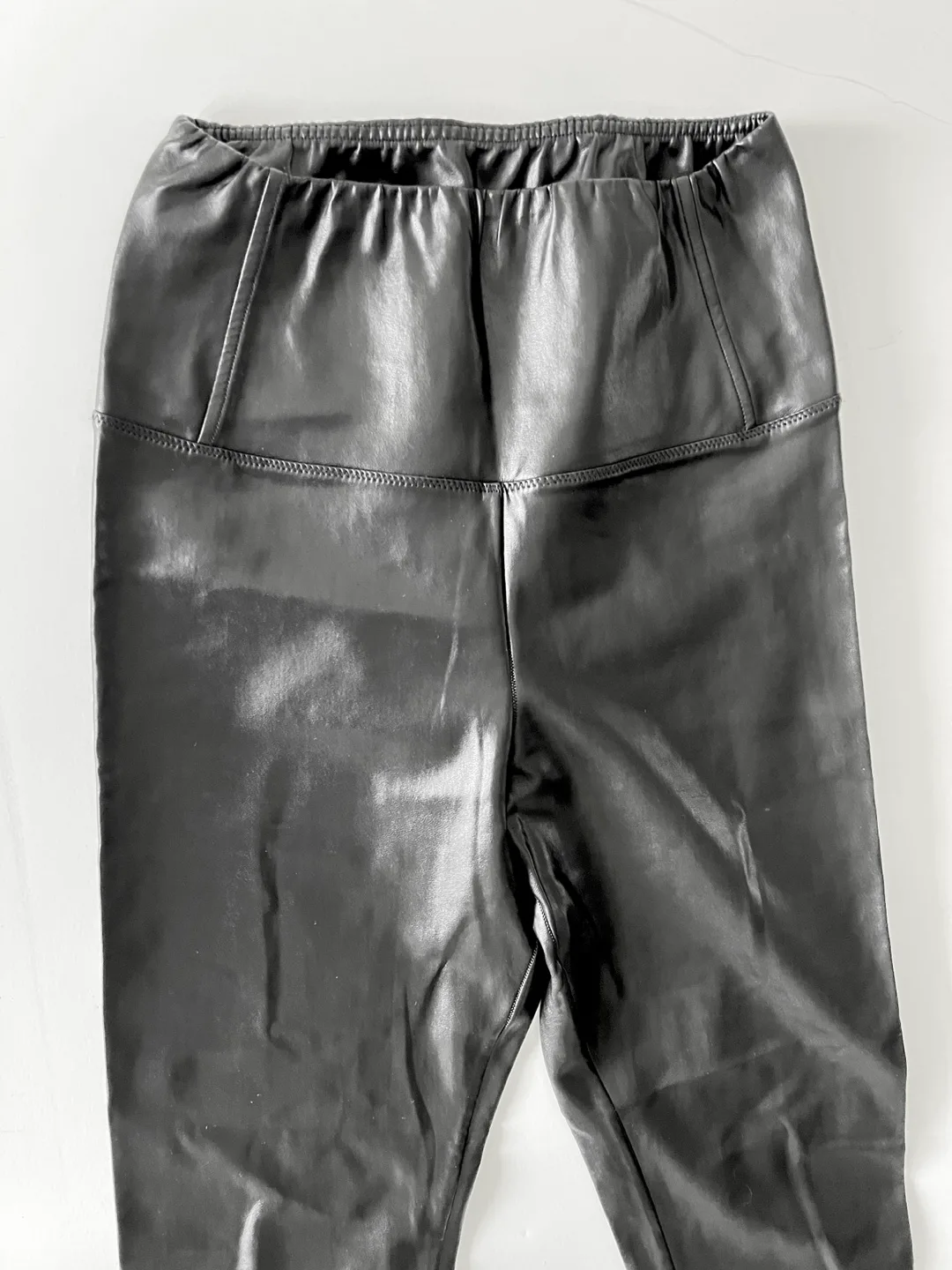 Wilfred Free Pleather Leggings - Size Small image indicator(10)