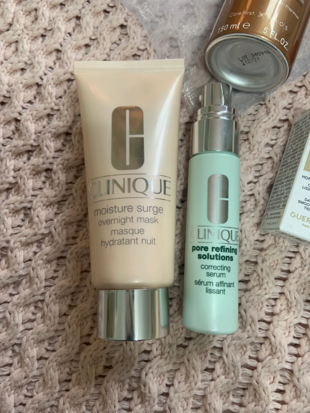 Beauty Boutique Bag - Makeup & Skincare Sample Set image indicator(2)