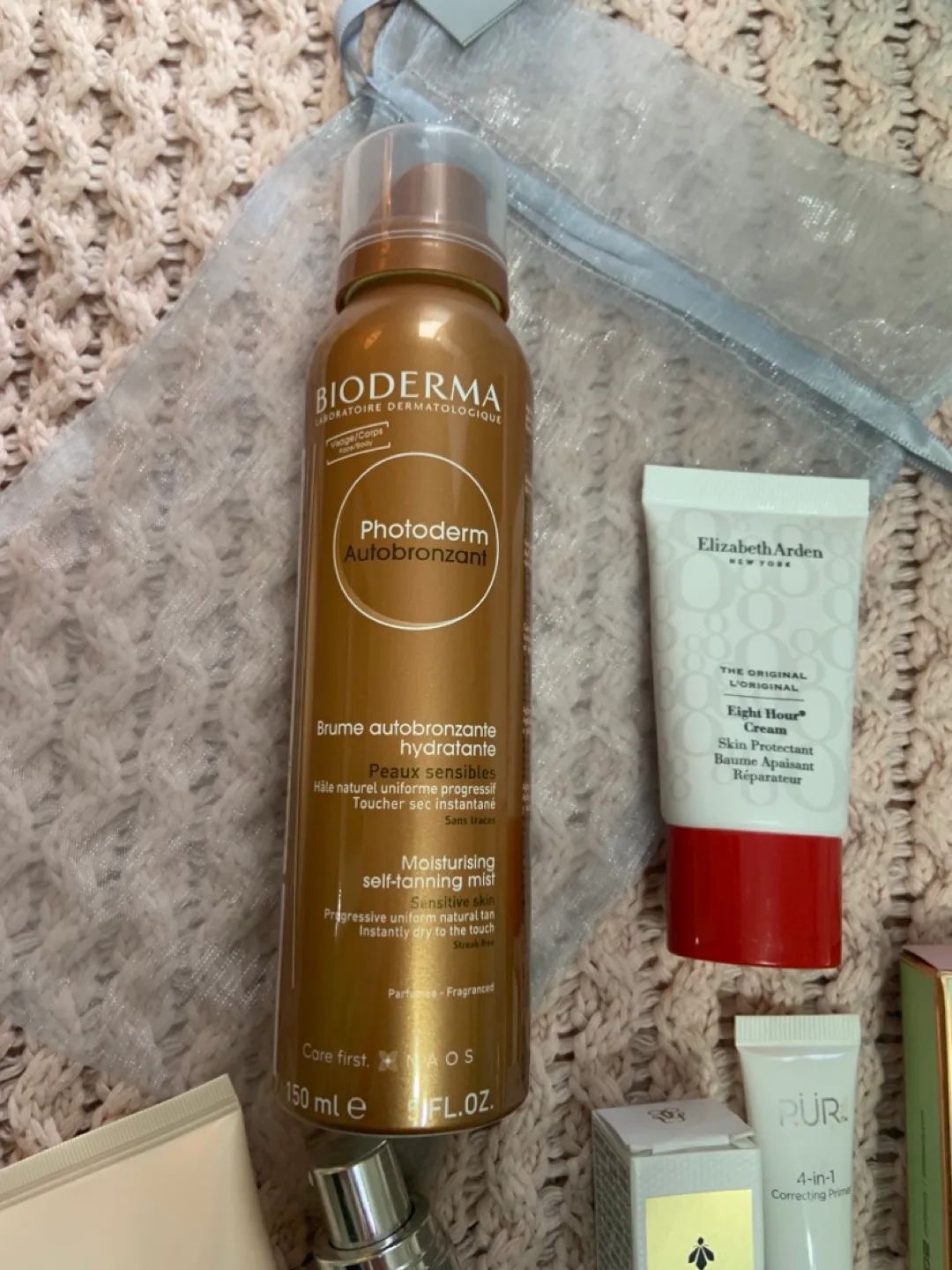 Beauty Boutique Bag - Makeup & Skincare Sample Set image indicator(7)