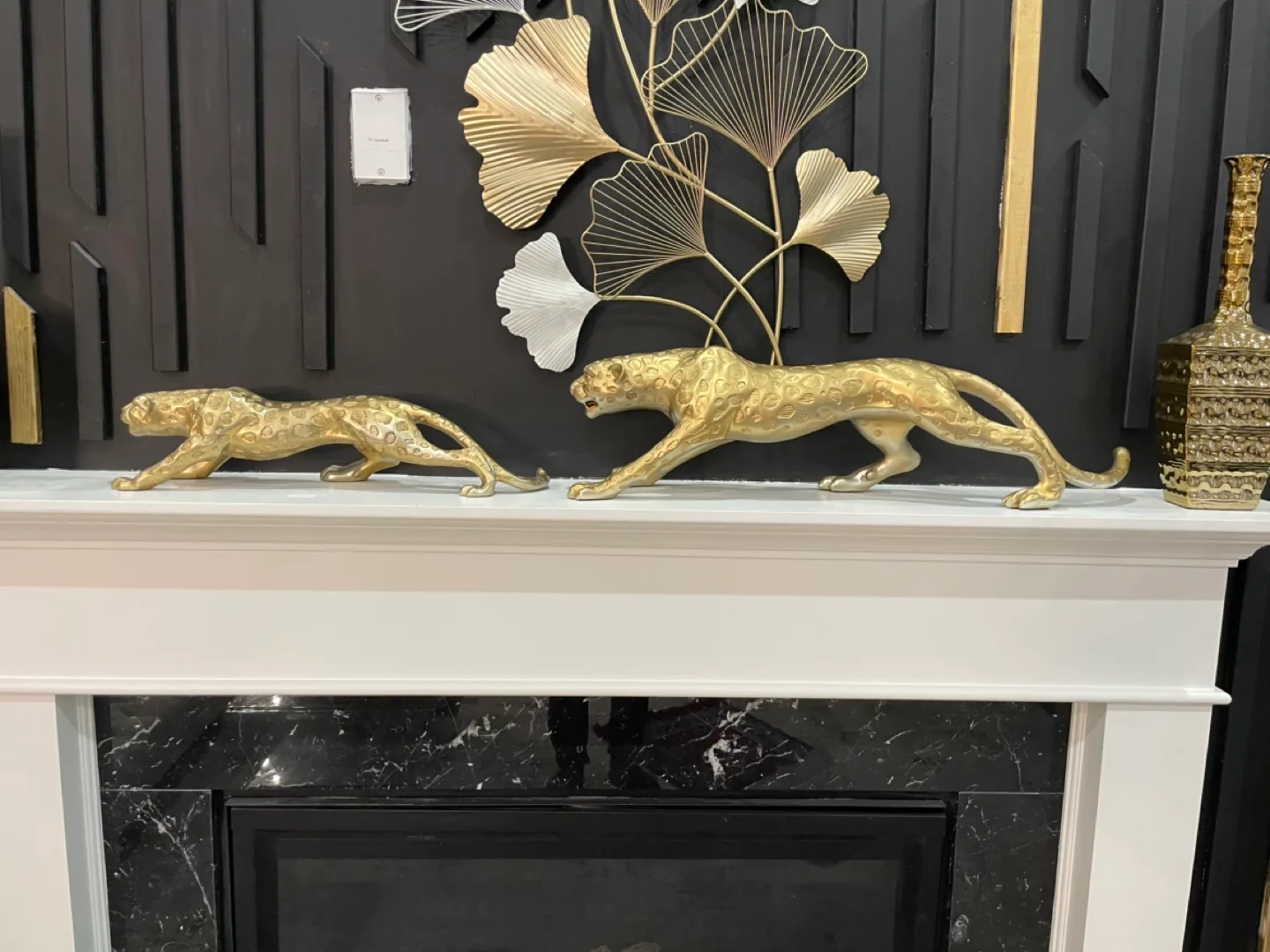 Set of Two Gold Leopard Statues image indicator(5)