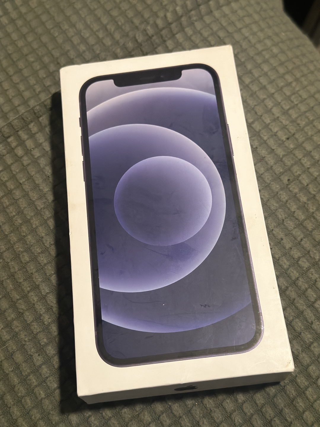 iPhone 12
