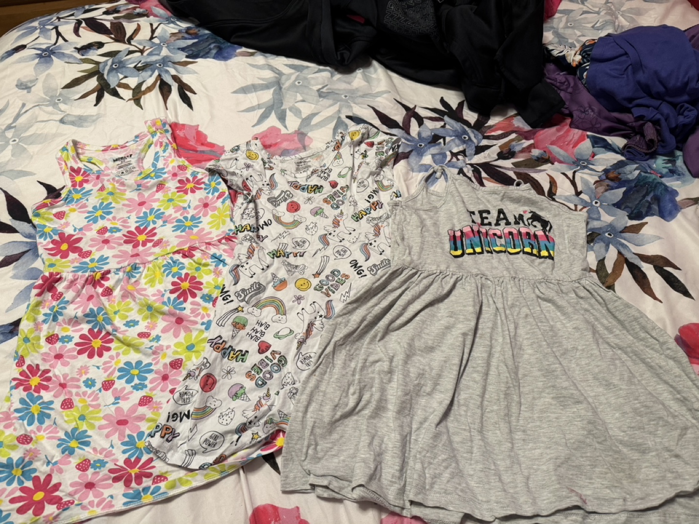 Girls' Clothing Bundle- sizes 4-6 - photo 2