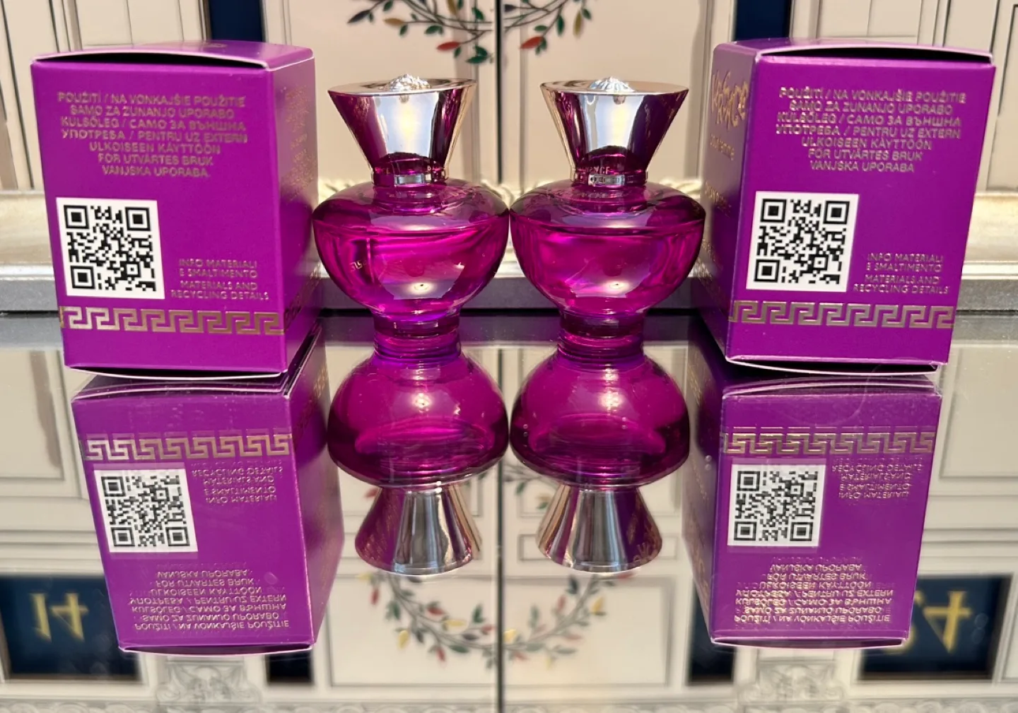 ✨✨Two Versace Dylan Purple Eau de Parfum Miniatures (5ml each) image indicator(2)