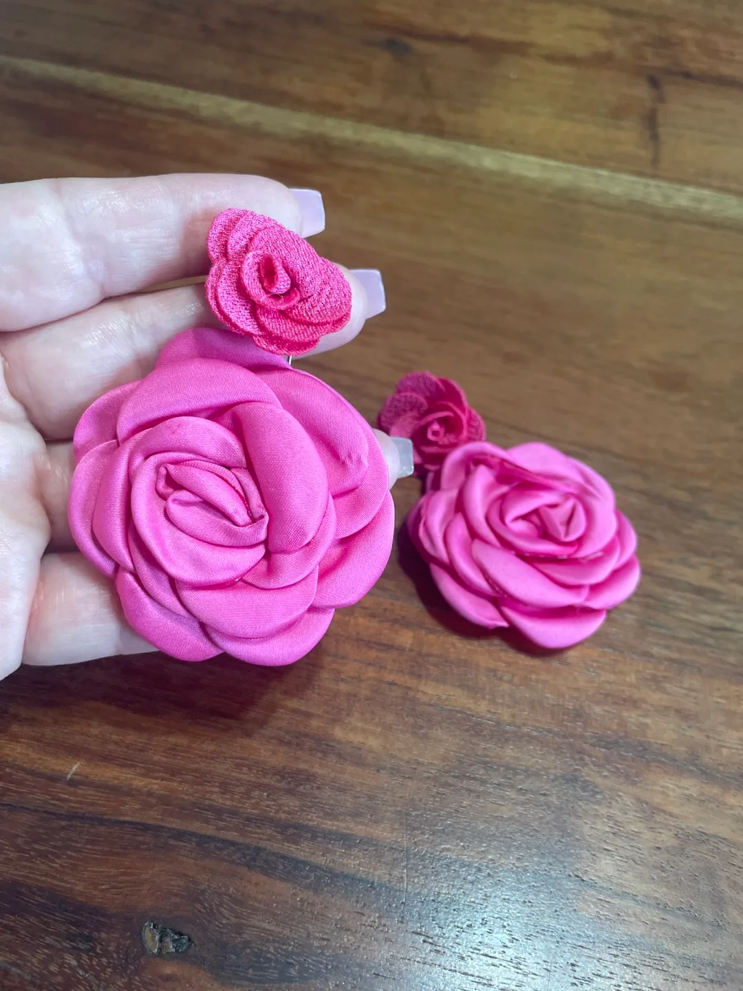 Pink Rose Flower Dangle Earrings image indicator(2)