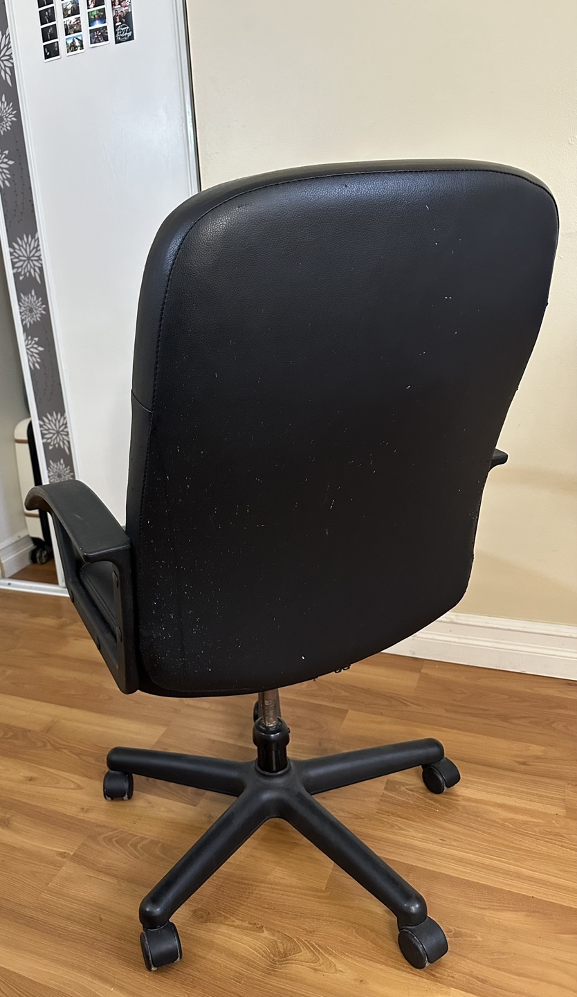 Black Office Chair - photo 3