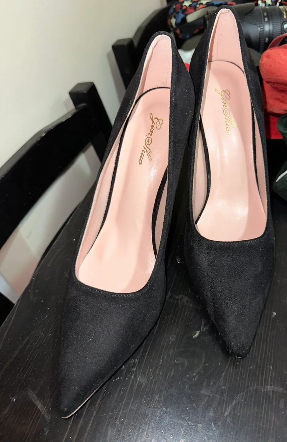 Black Suede Pointed-Toe High Heels image indicator(4)