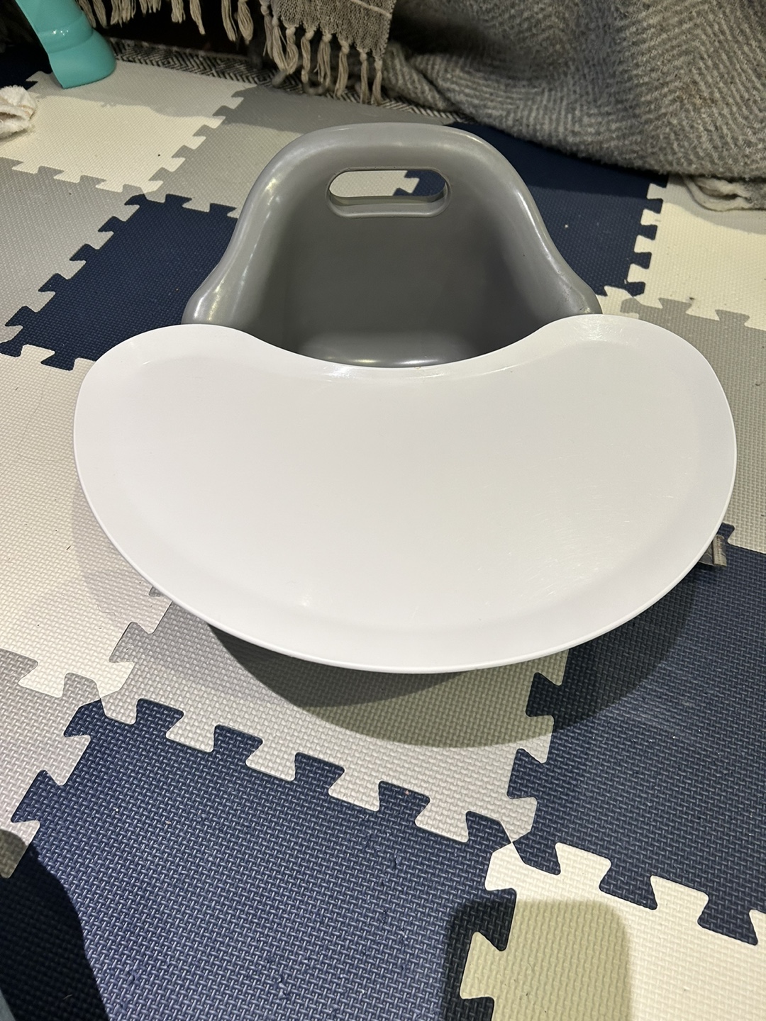 Upseat Booster Seat with Tray