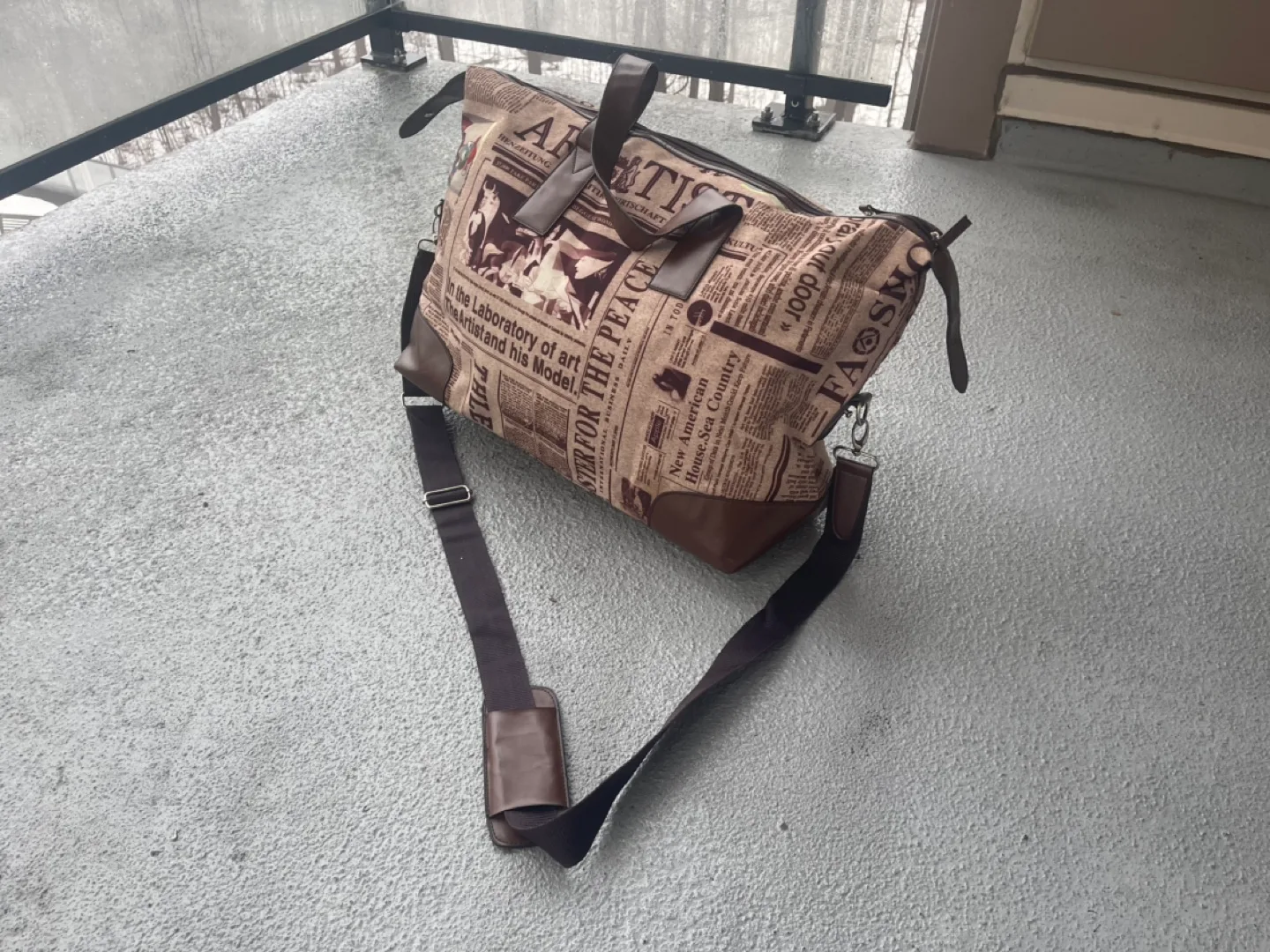 Vintage Newspaper Print Travel Bag image indicator(9)