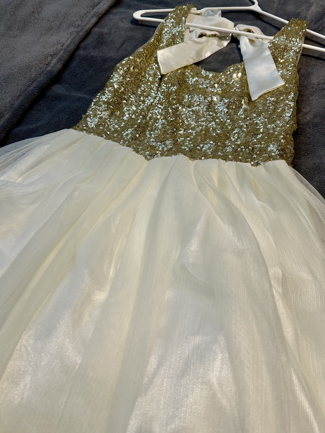 Ladies’ Gold Sequin & Tulle Party Dress - Size 9/10 - photo 4