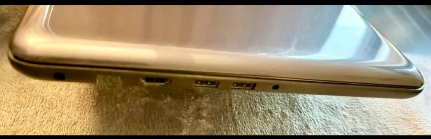 Dell laptop 15.6 inch image indicator(3)