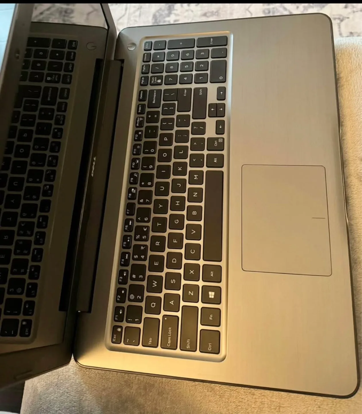 Dell laptop 15.6 inch image indicator(2)