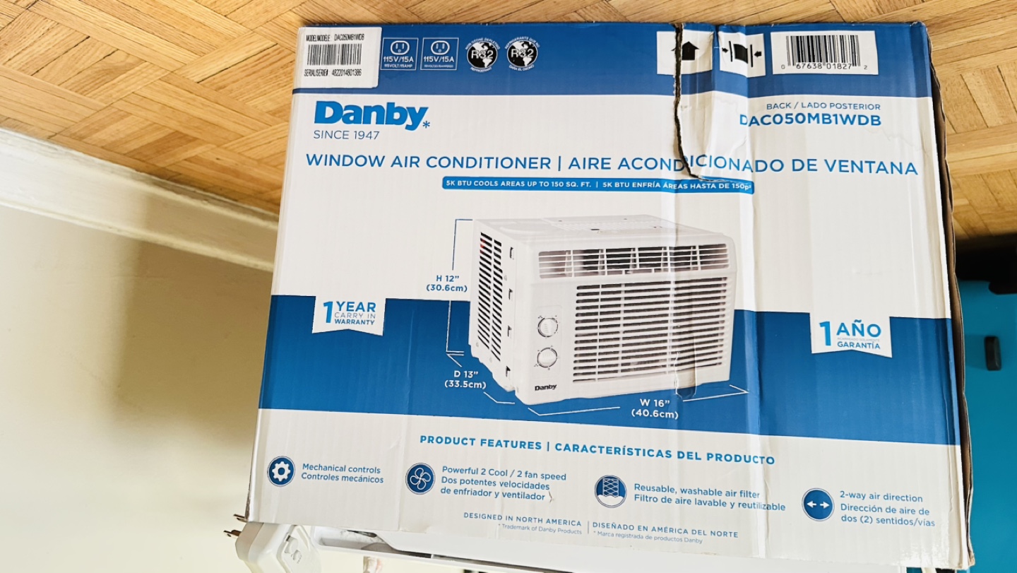 Danby DAC050MB1WDB 5000 BTU Window Air Conditioner - photo 2