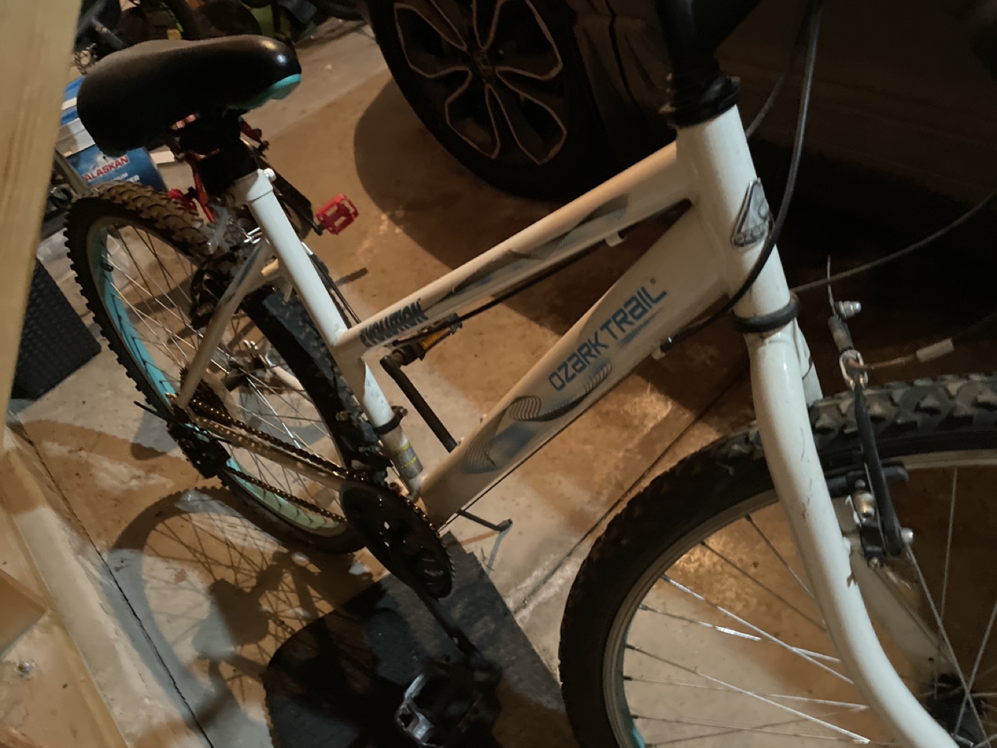 Ozark Trail Women's Mountain Bike - photo 4