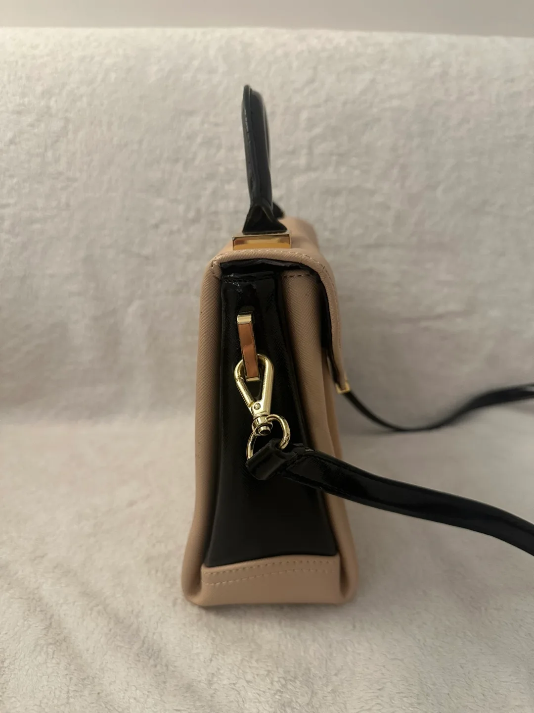 Ted Baker London Beige and Black Satchel Handbag image indicator(4)