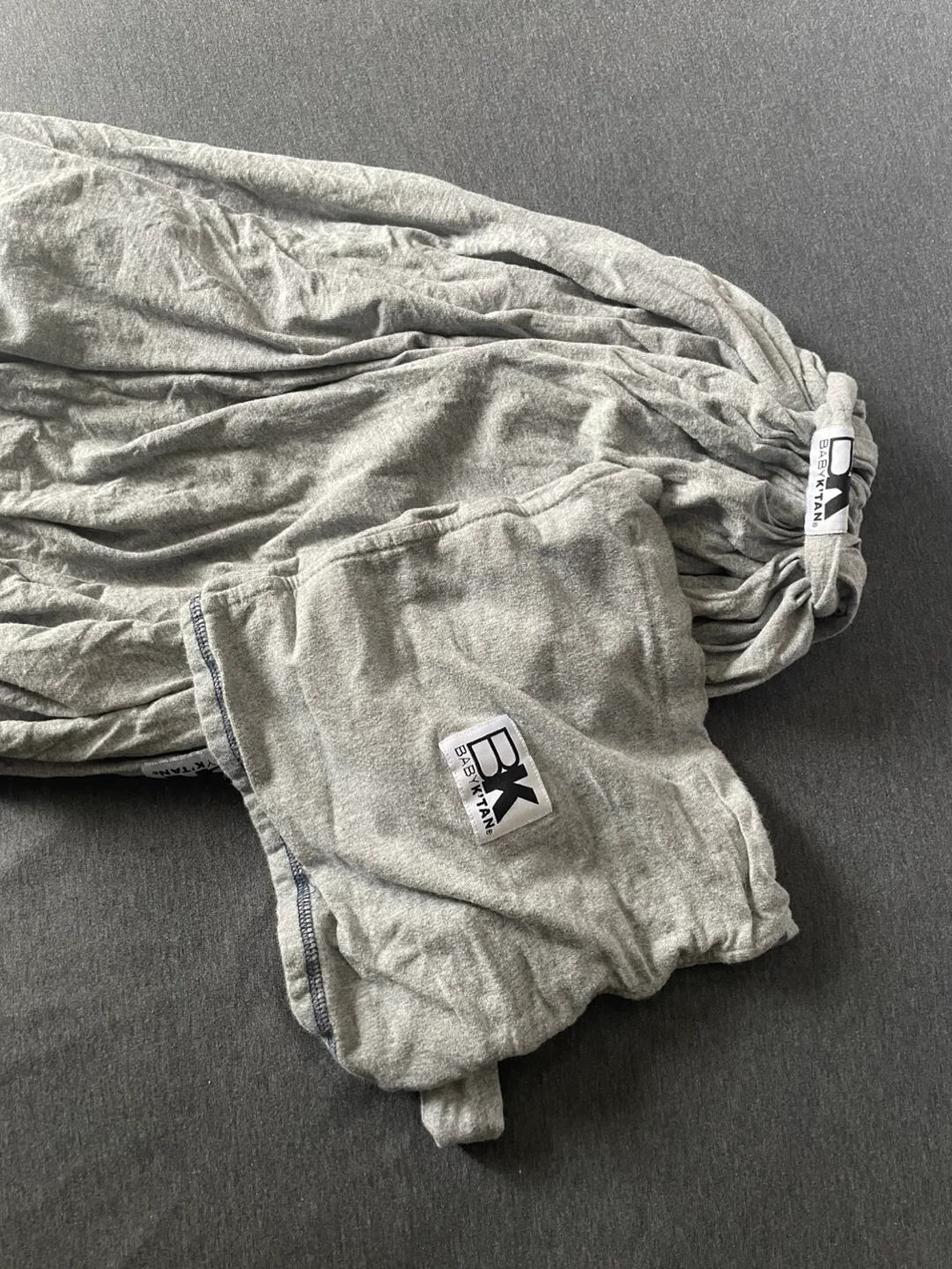 Baby K'tan Baby Carrier - Size Small - Grey image indicator(2)