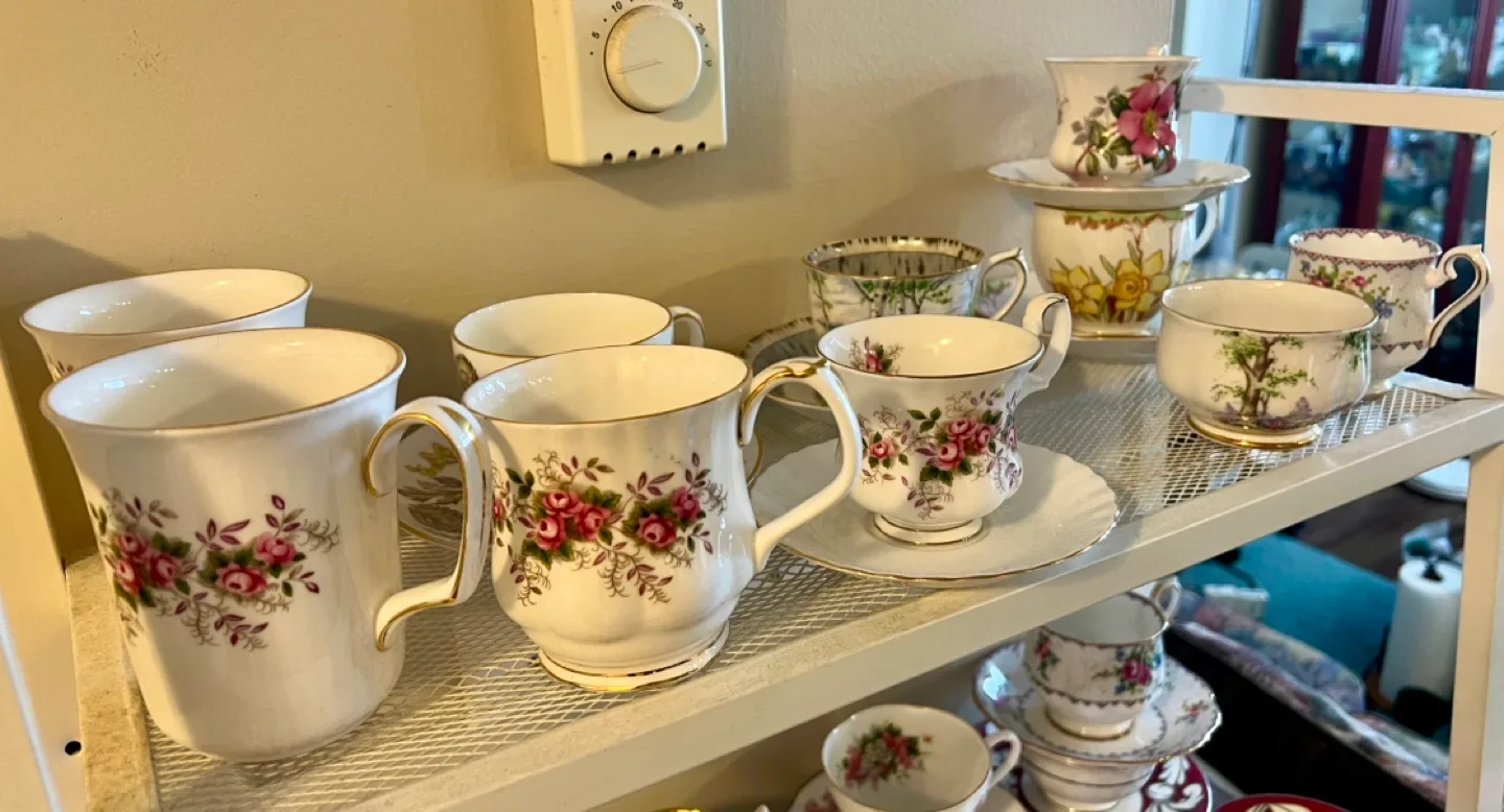 Collection of Vintage Teacups and Saucers image indicator(9)