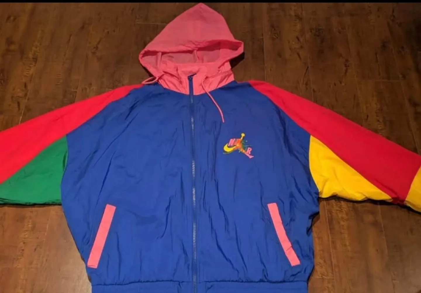 Nike Air Windbreaker image indicator(7)