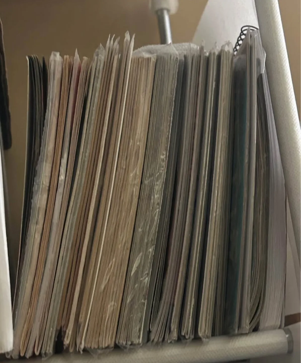 Comics - Come Look Through Them! image indicator(4)