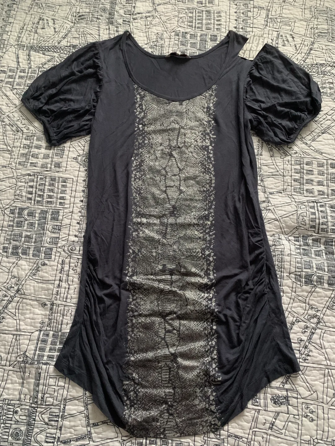C.L.Essentials Snakeskin Print Tunic - Size XL image indicator(4)