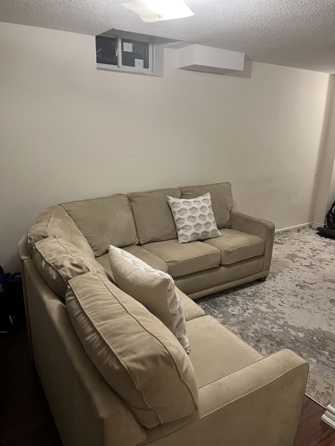 GENUINE LA-Z-BOY SECTIONAL ***DELIVERY AVAILABLE*** - photo 4