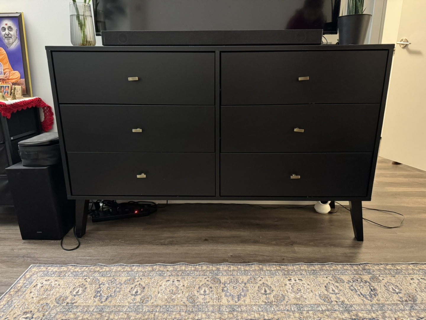 Black Six-Drawer Dresser