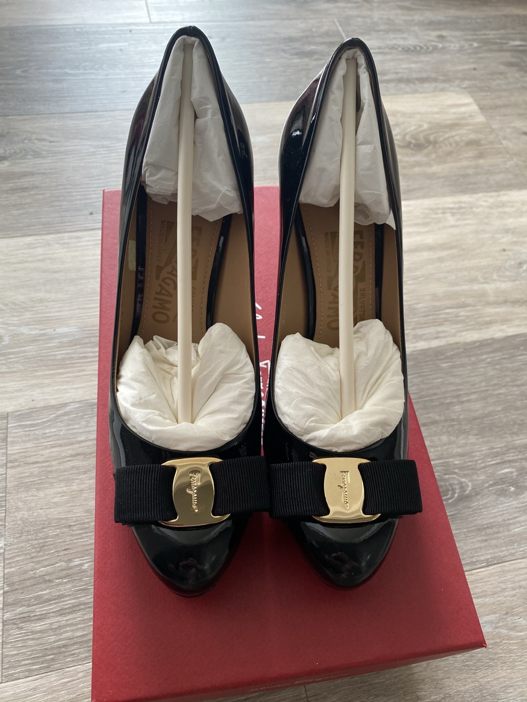 Salvatore Ferragamo Black Patent Leather Pumps Size 6.5