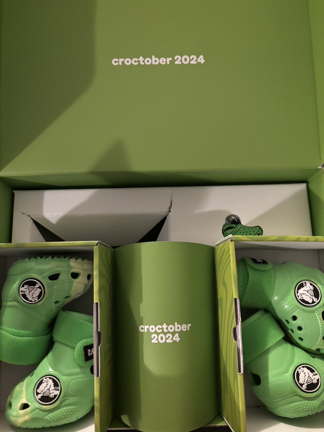 Crocs x Barks