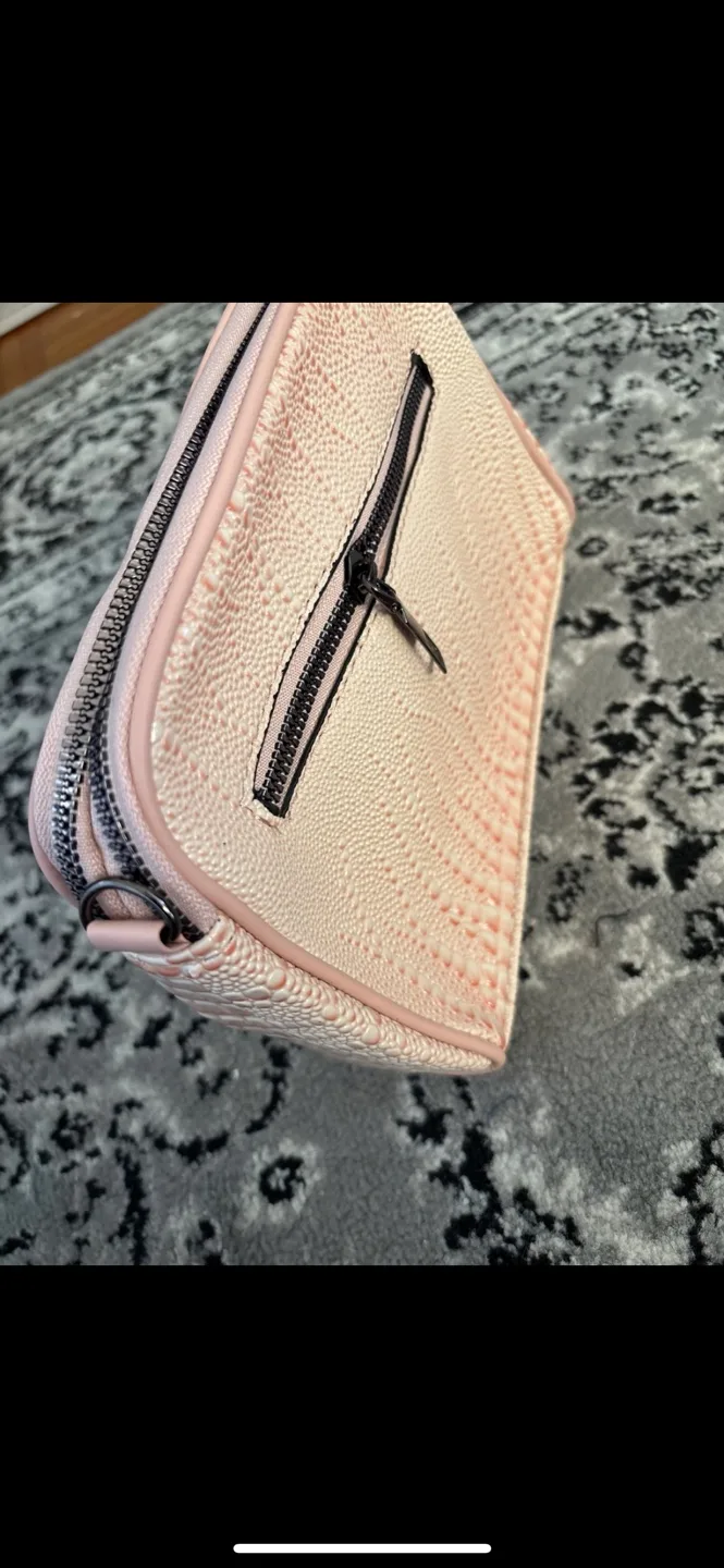 Pink Crossbody Bag with Apple Charm and Matching Coin Purse image indicator(2)