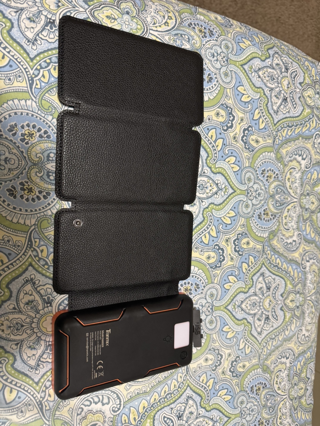 Tranmix Solar Charger Portable Power Bank - photo 2