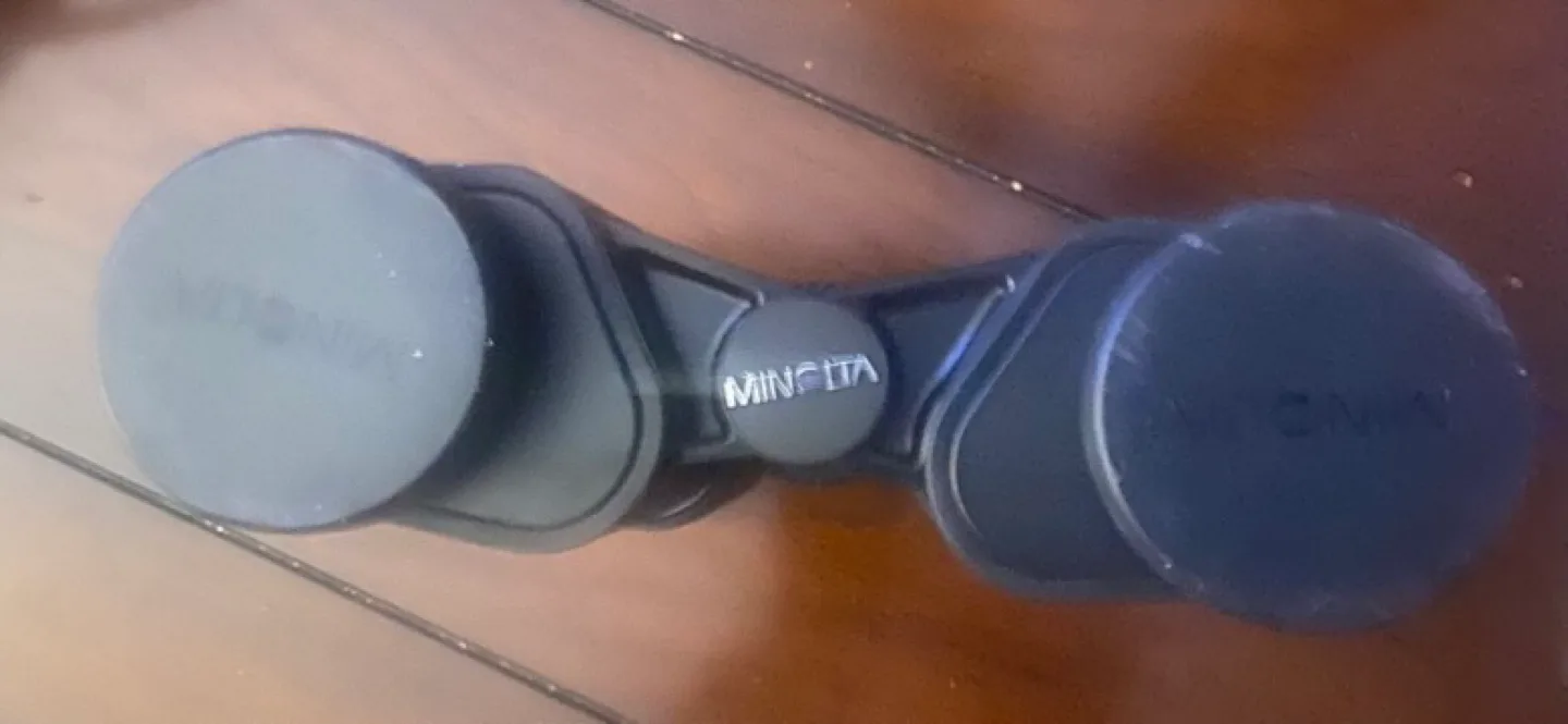 Minolta Zoom Binoculars with Case image indicator(3)