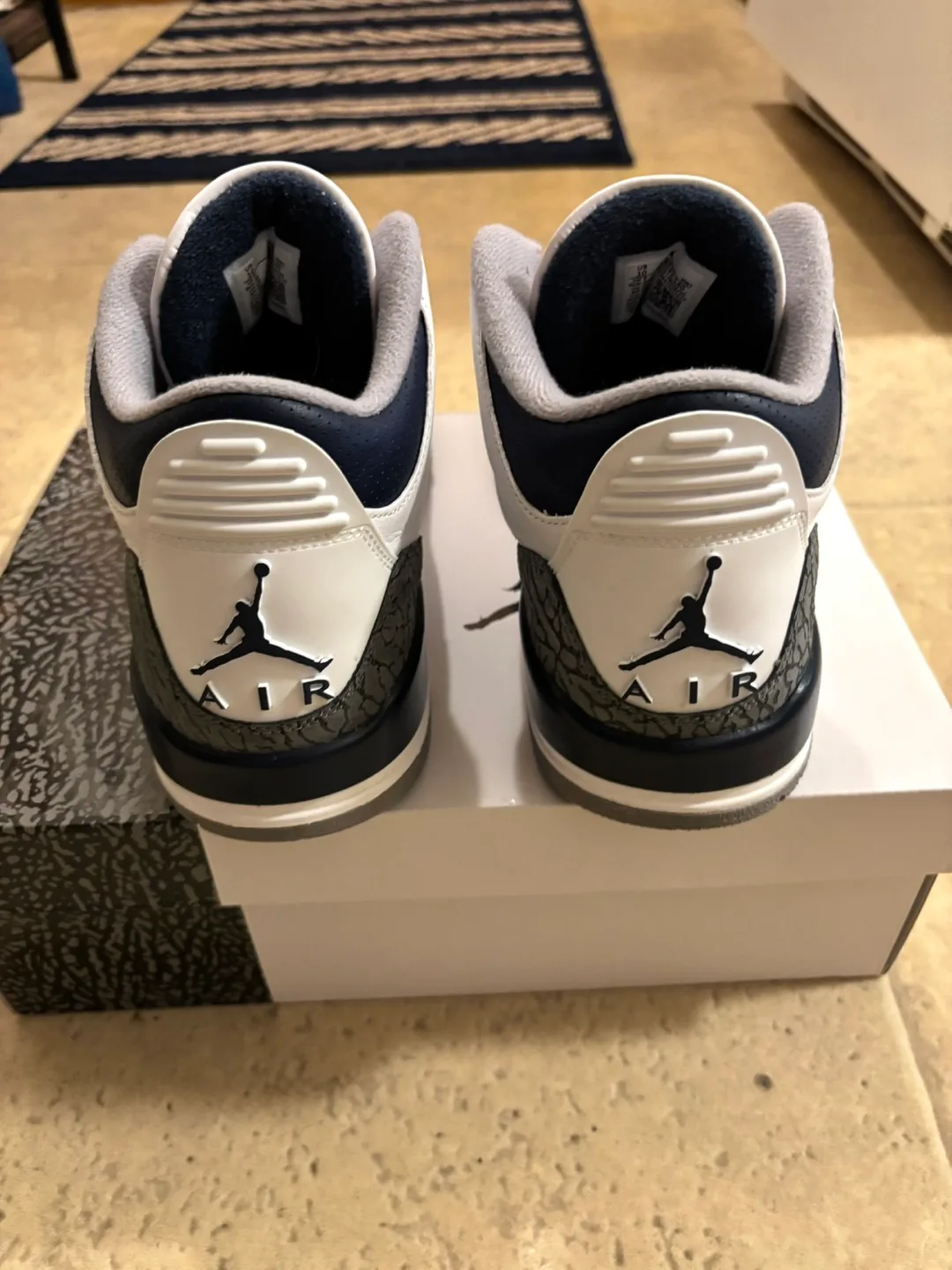 Jordan 3 Retro Midnight Navy image indicator(6)