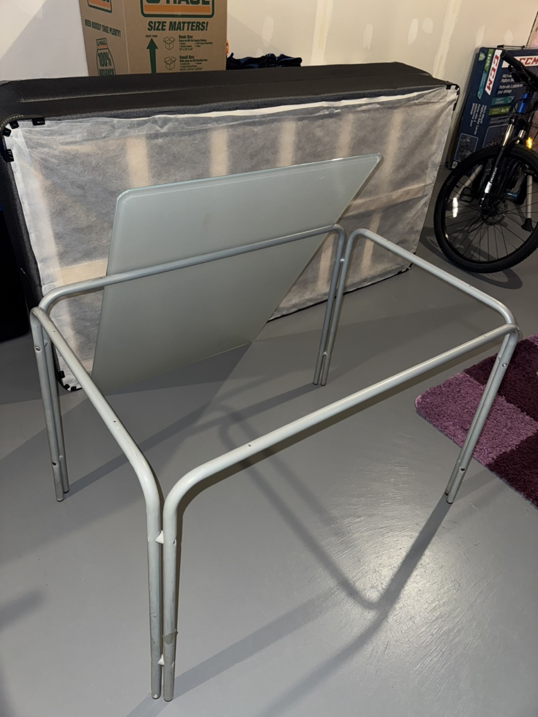 Glass-top metal table - photo 2