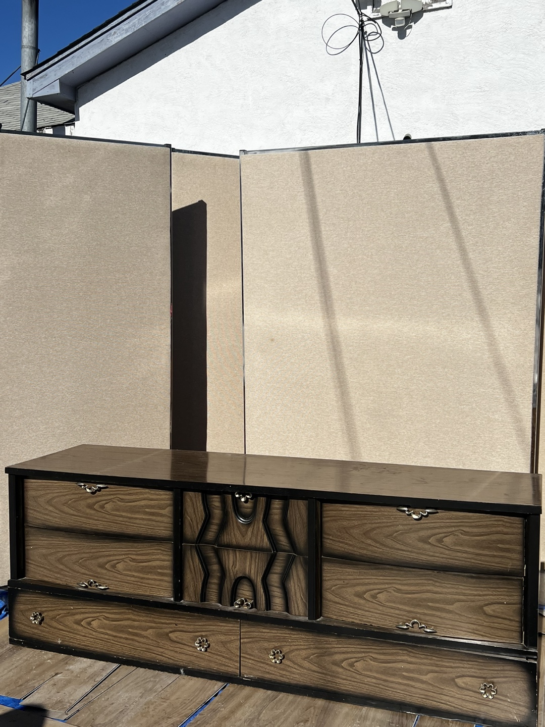 Vintage Mid-Century Modern Dresser - photo 2