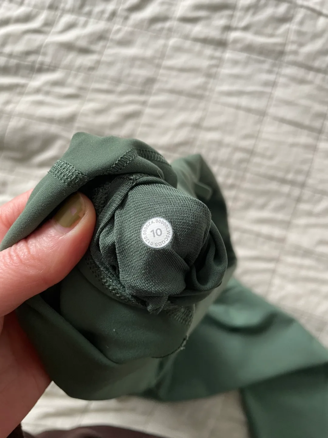 Lululemon wunder leggings 25” size 10 image indicator(4)