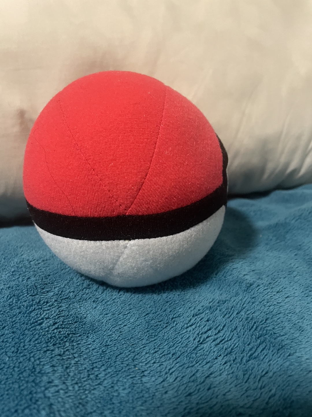 Pokemon Pokeball Plush - photo 4