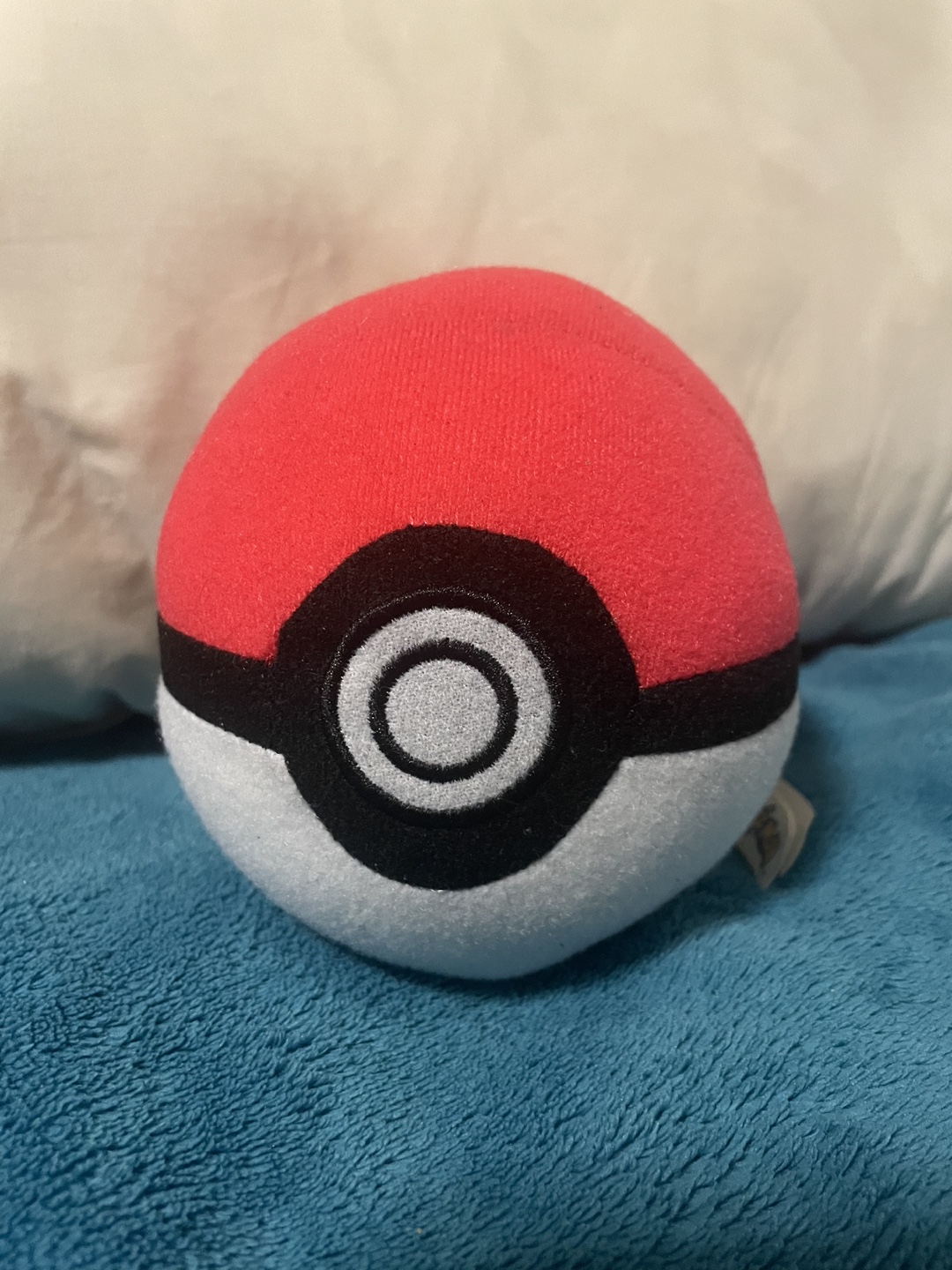 Pokemon Pokeball Plush