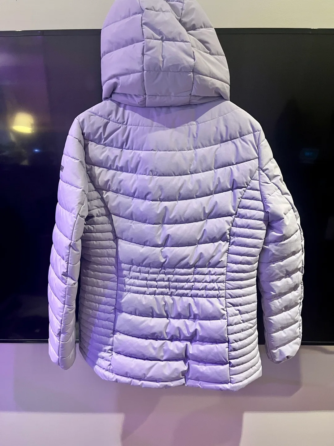 DKNY ladies Lavender Puffer Jacket - Size M image indicator(5)