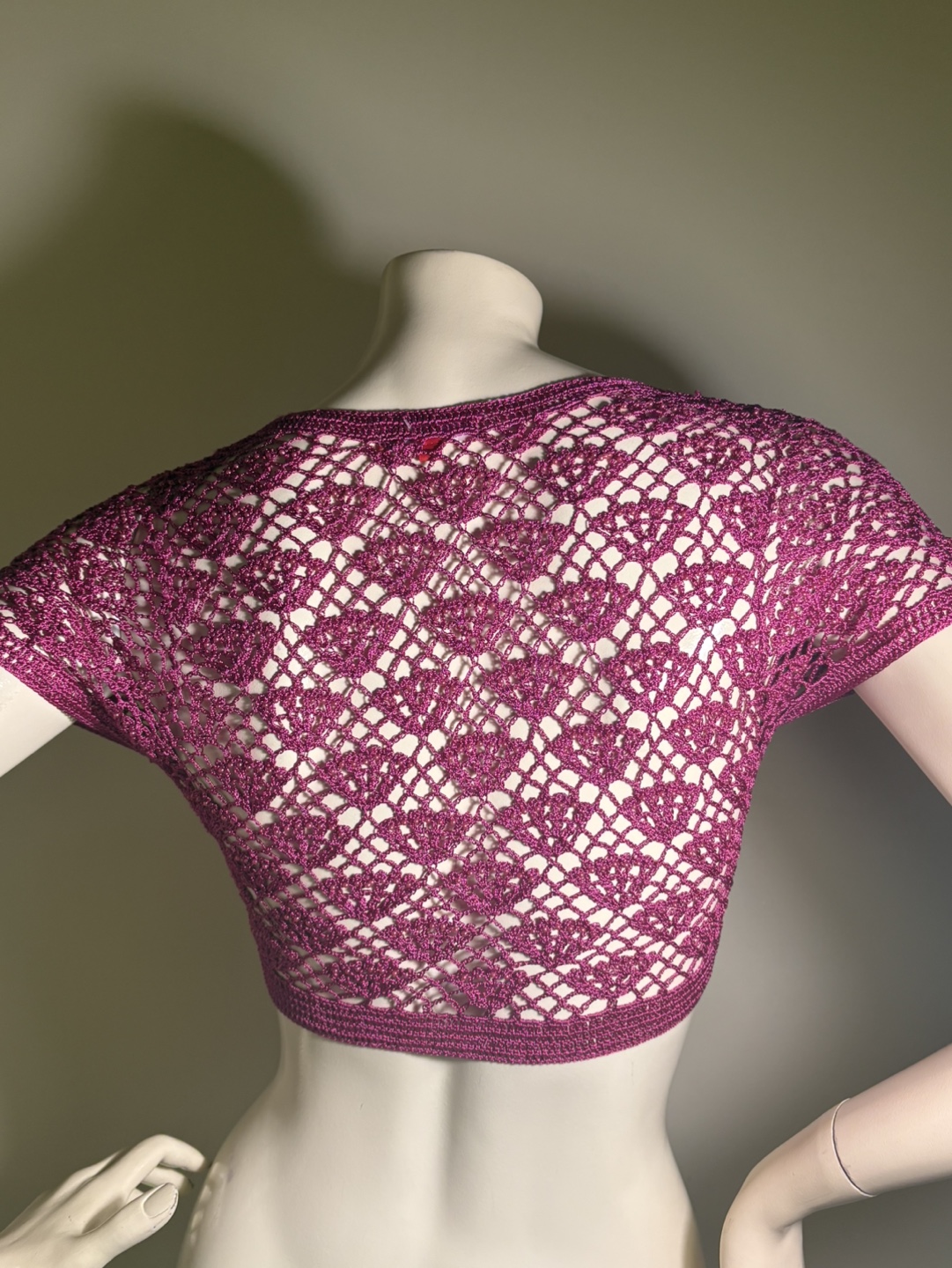 NWOT Raspberry pink Crochet Bolero mini shrug cardigan - photo 5