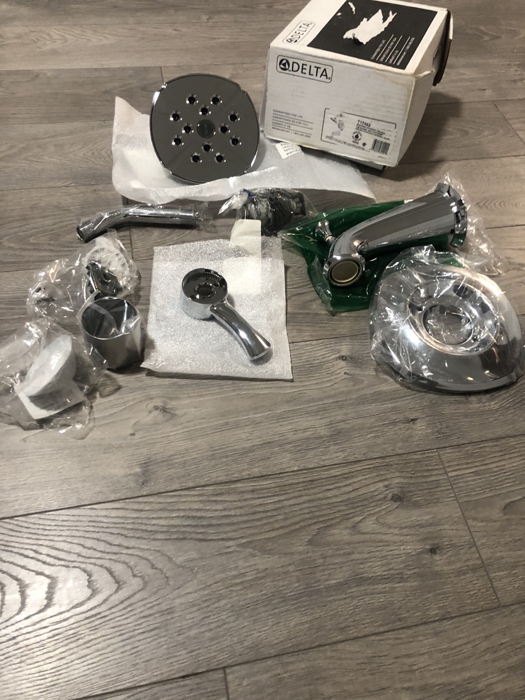 🧡Delta Shower Faucet Fixture Kit - New in Box