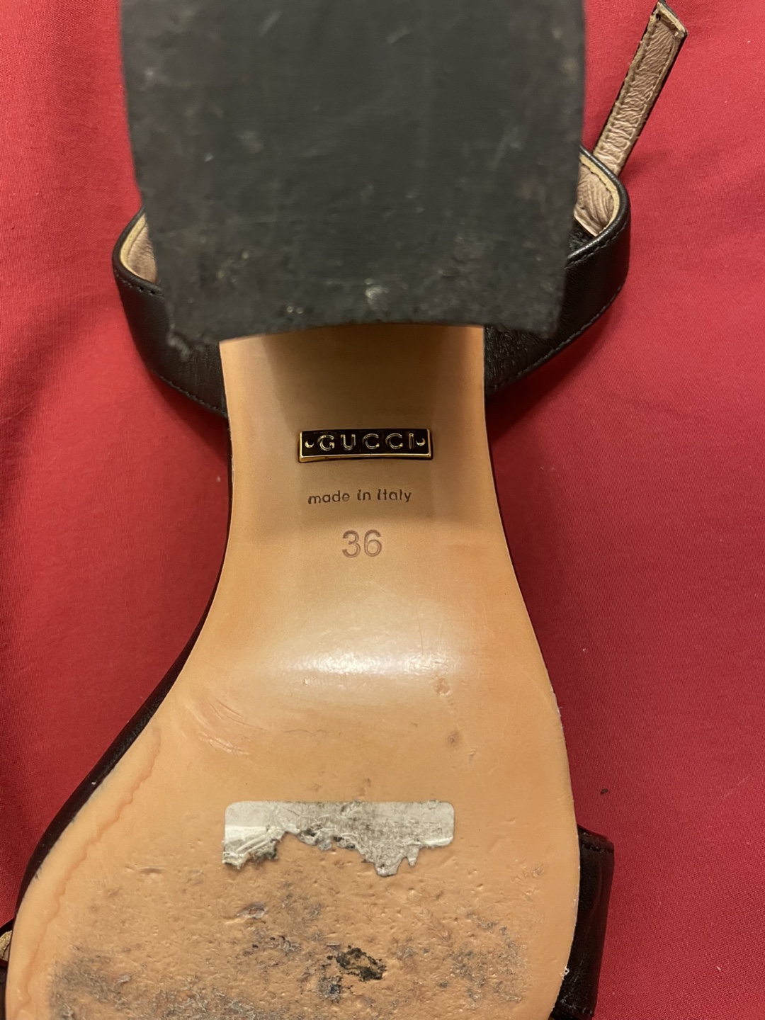 Gucci Black Leather Sandals, Size 36 - photo 4