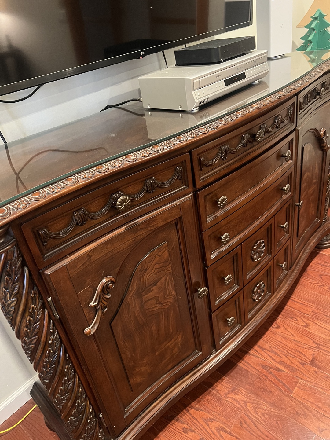 Dresser - photo 5