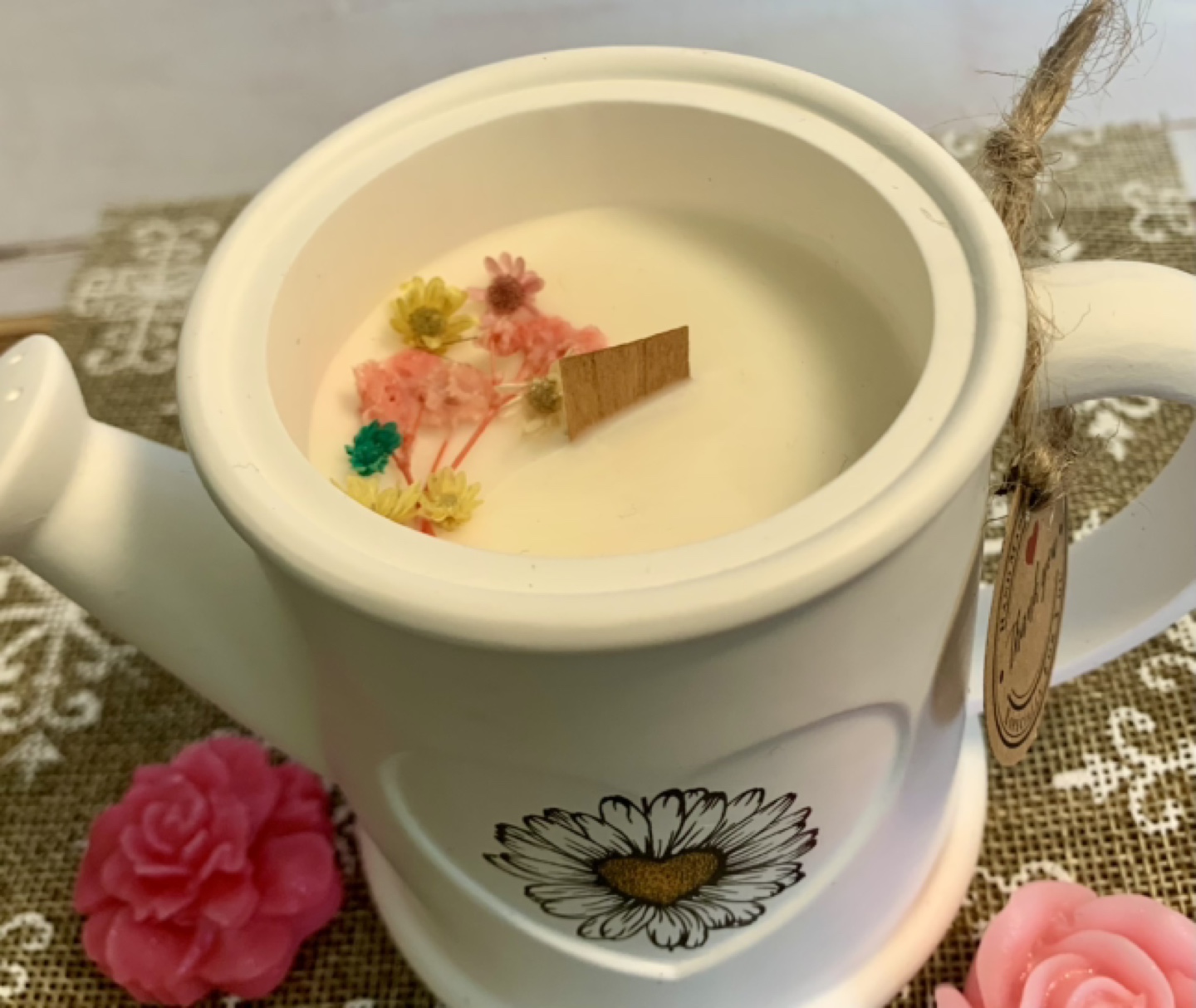 Watering Can Shaped Soy Candle with Dried Flowers - photo 2