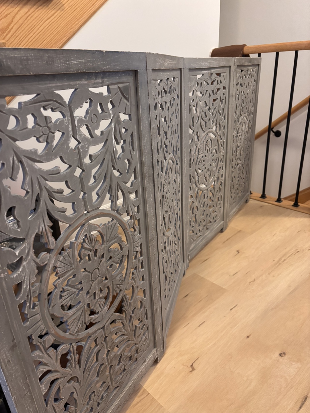 Grey Wooden Freestanding pet gate - photo 3