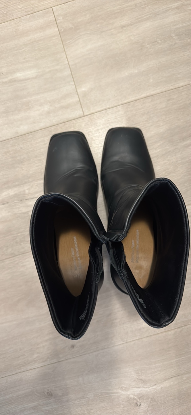 Black Leather Block Heel Ankle Boots - photo 3