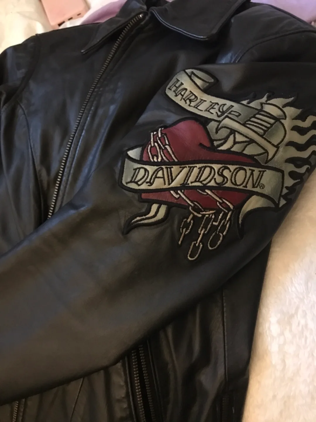 Vintage 04’ Harley Davidson Women’s Leather Jacket 🍀 image indicator(3)