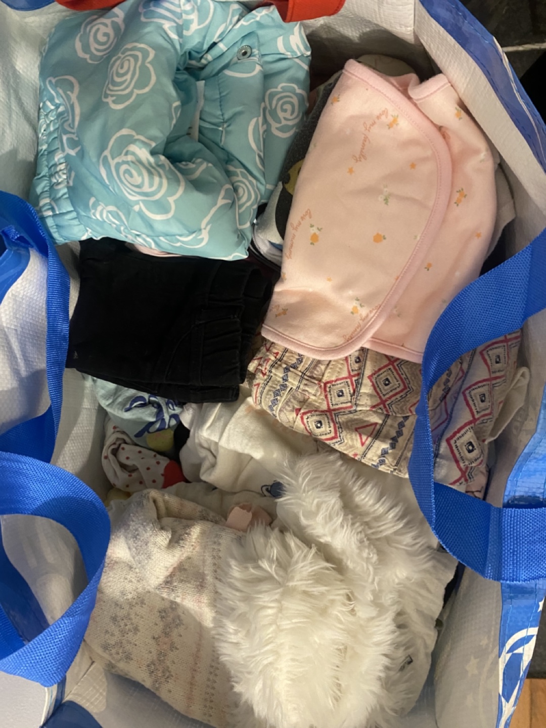 Free Baby Bundle: Playard, Clothes, and Mobile - photo 3