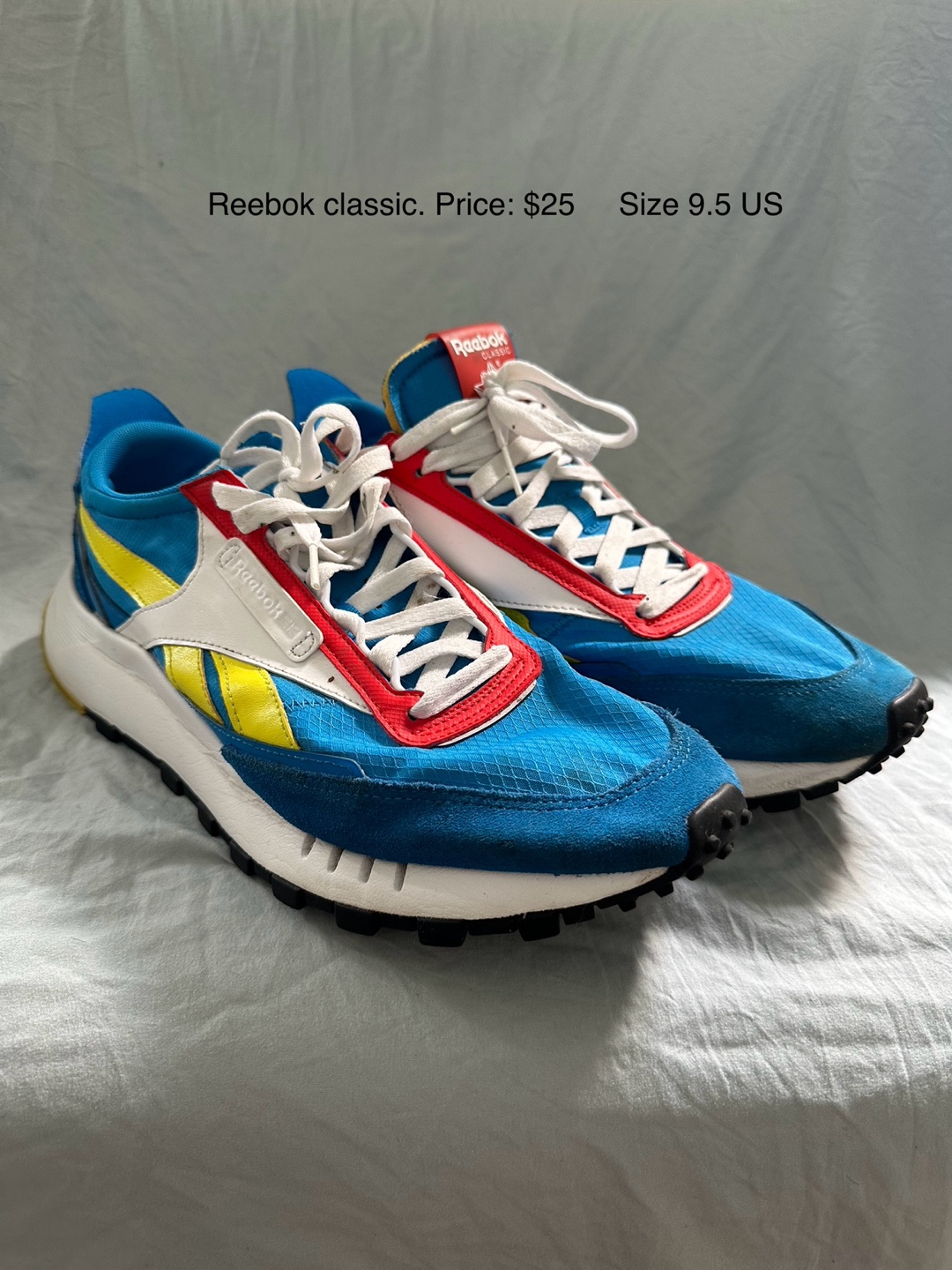 Reebok Classic Sneakers - Size 9.5 US
