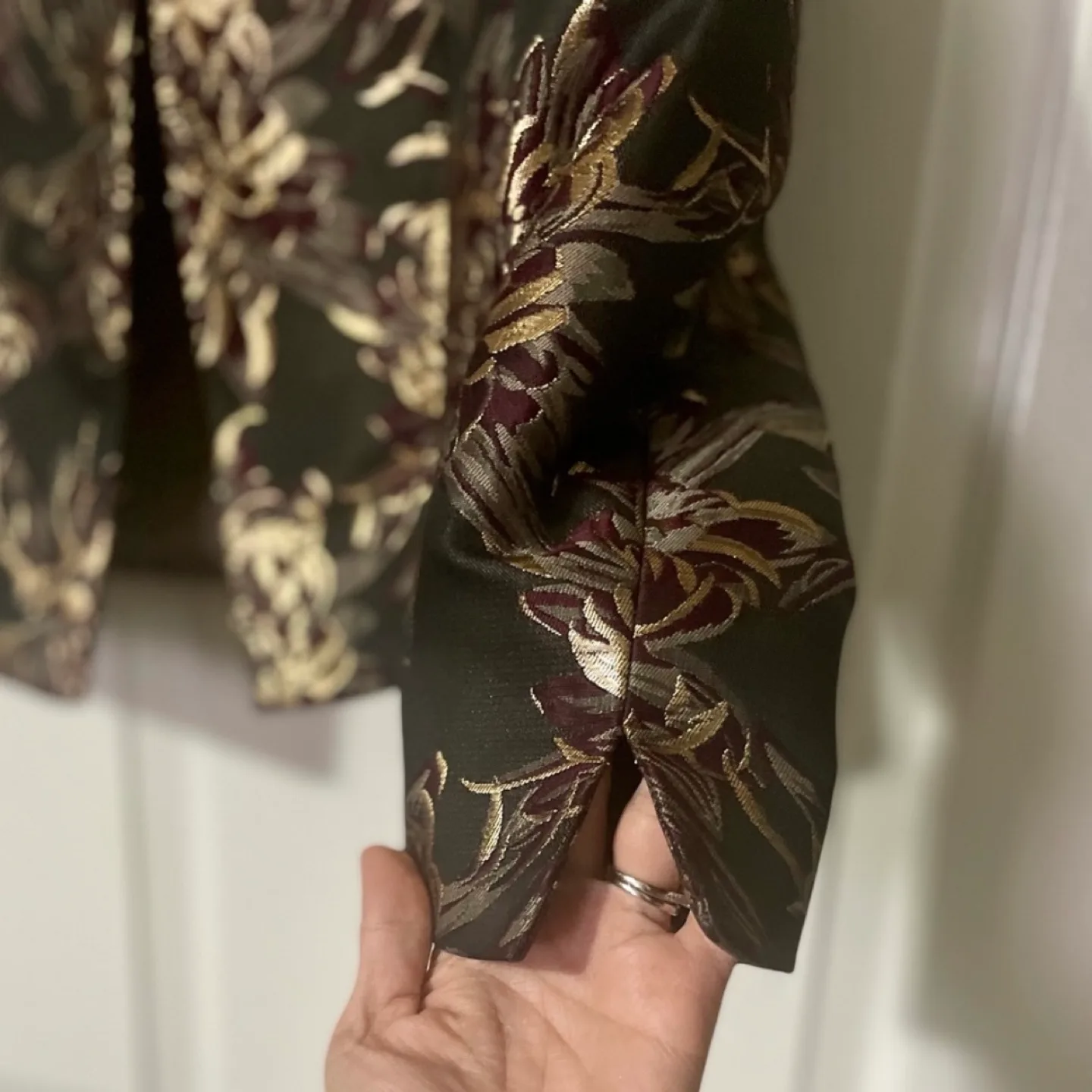 Ted Baker Lunga Cropped Blazer image indicator(5)